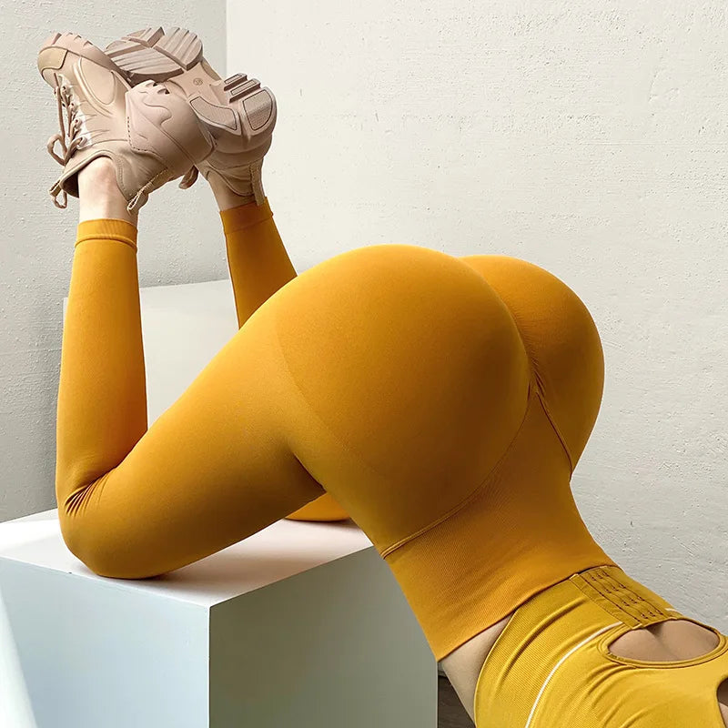 Solid Color Print Sexy Peach Yoga Pants